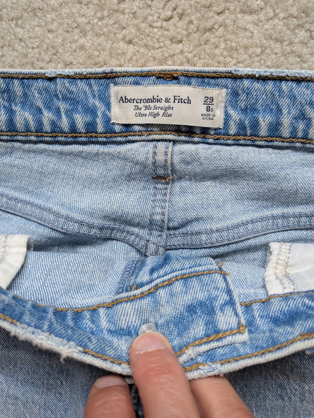 Abercrombie & Fitch Light Blue High-Rise Straight Jeans 8S